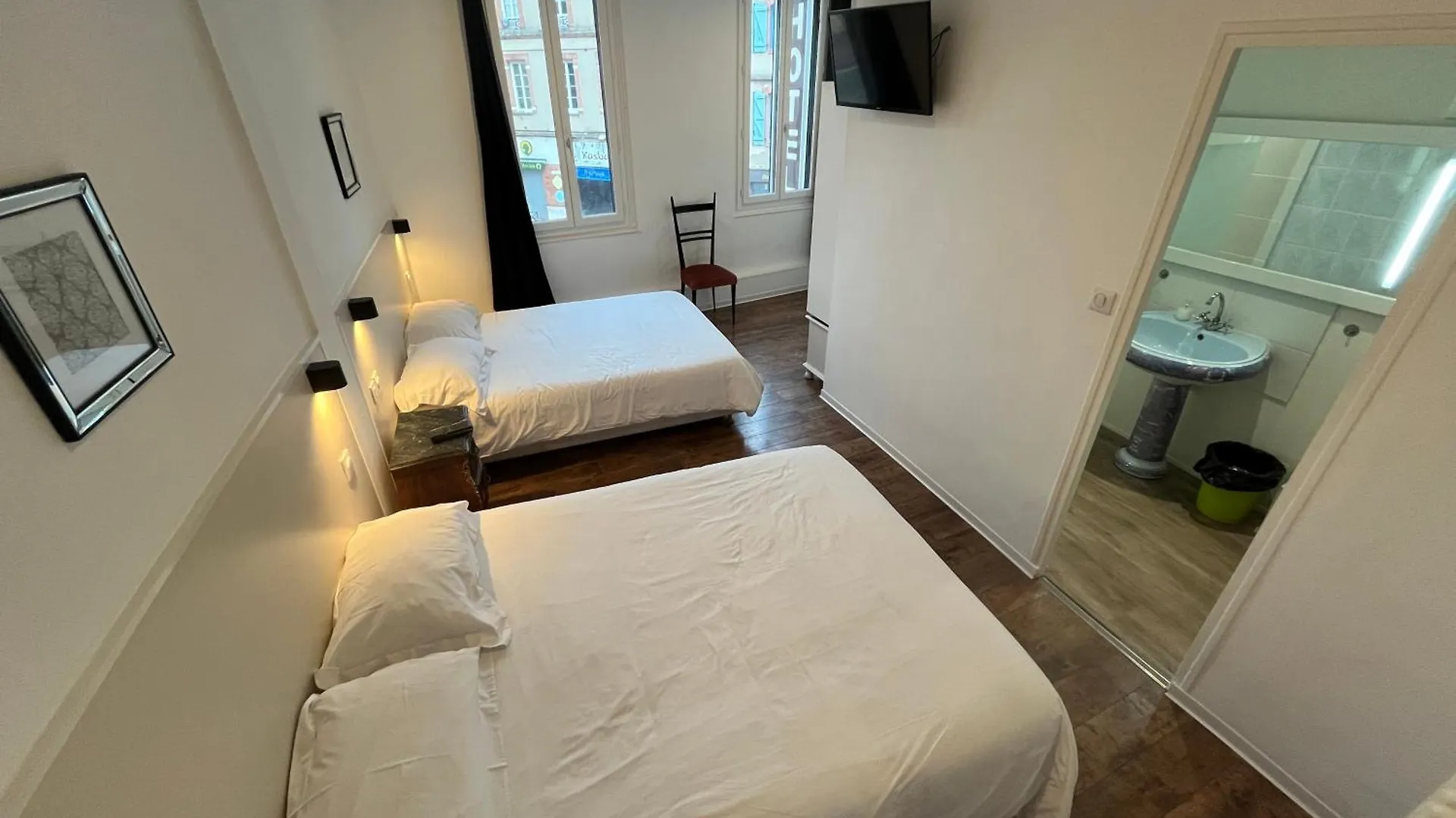 **  Arnaud Bernard Hotel Toulouse France